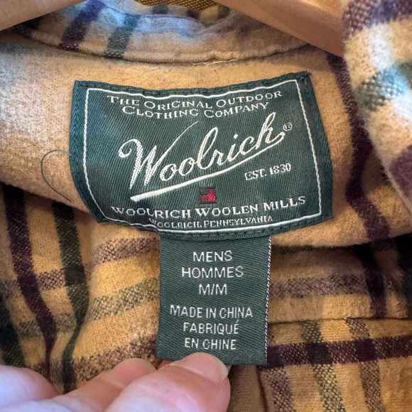 Woolrich Thick Cotton Flannel Plaid Button Down / Men's Medium - Picture 11 of 12